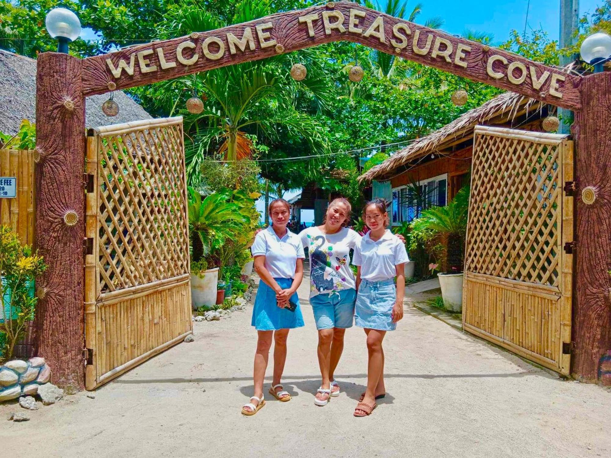 Treasure Beach Resort Carles Eksteriør billede