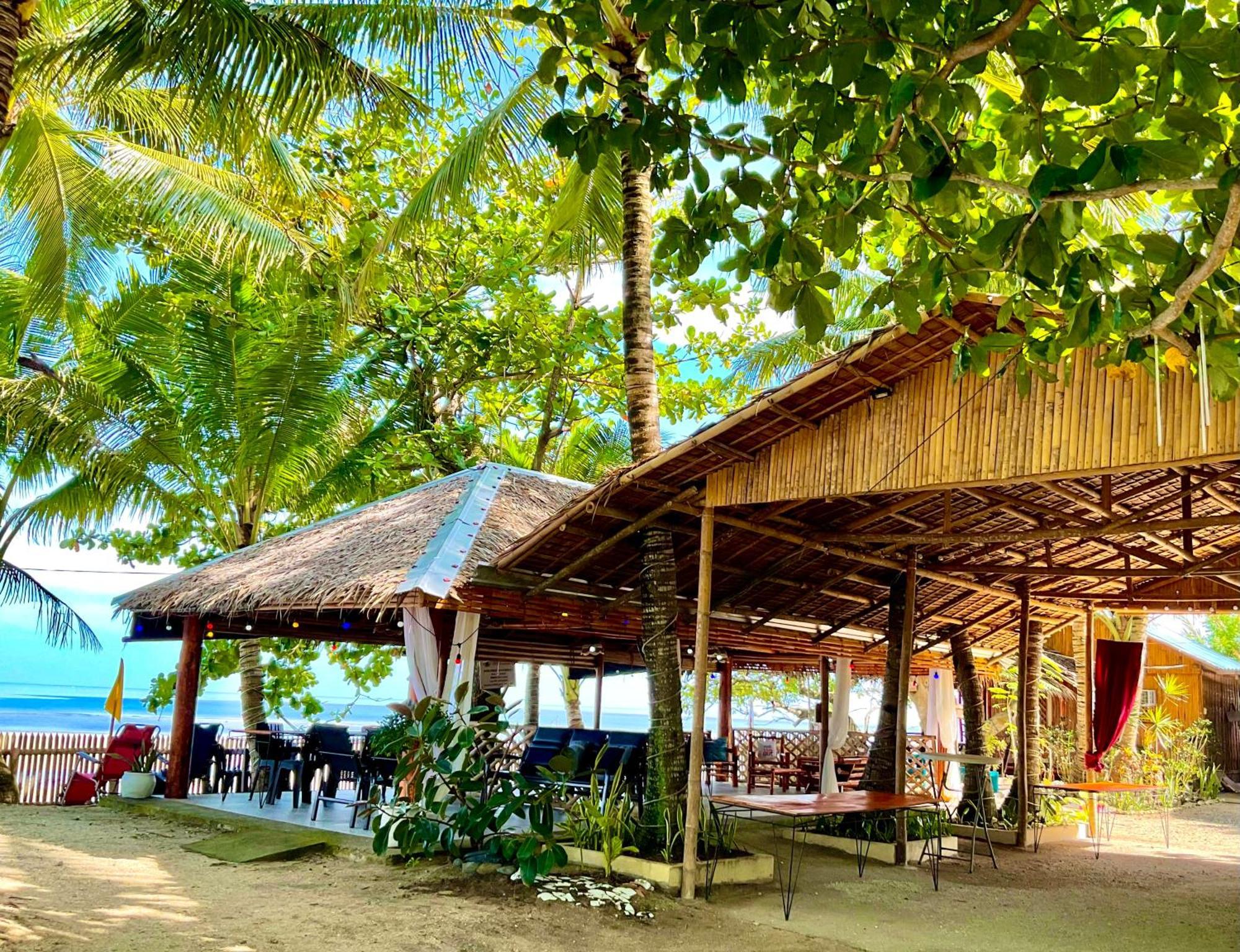 Treasure Beach Resort Carles Eksteriør billede
