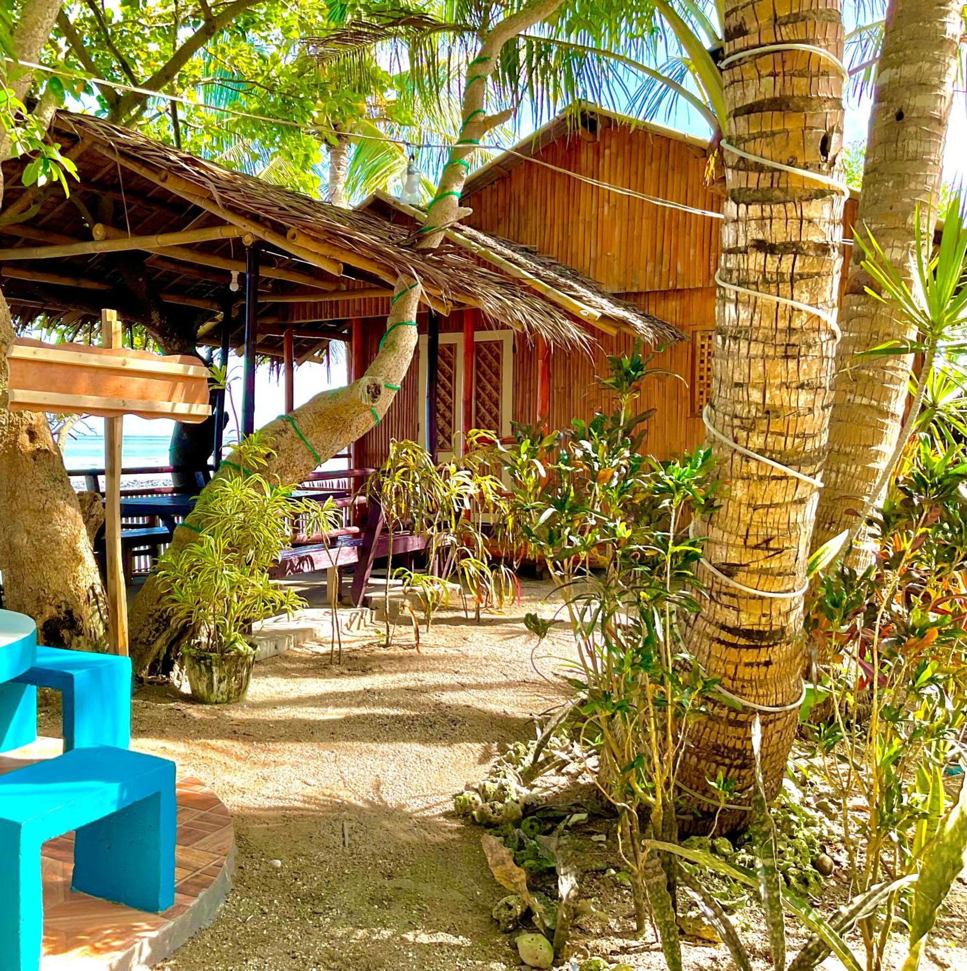 Treasure Beach Resort Carles Eksteriør billede